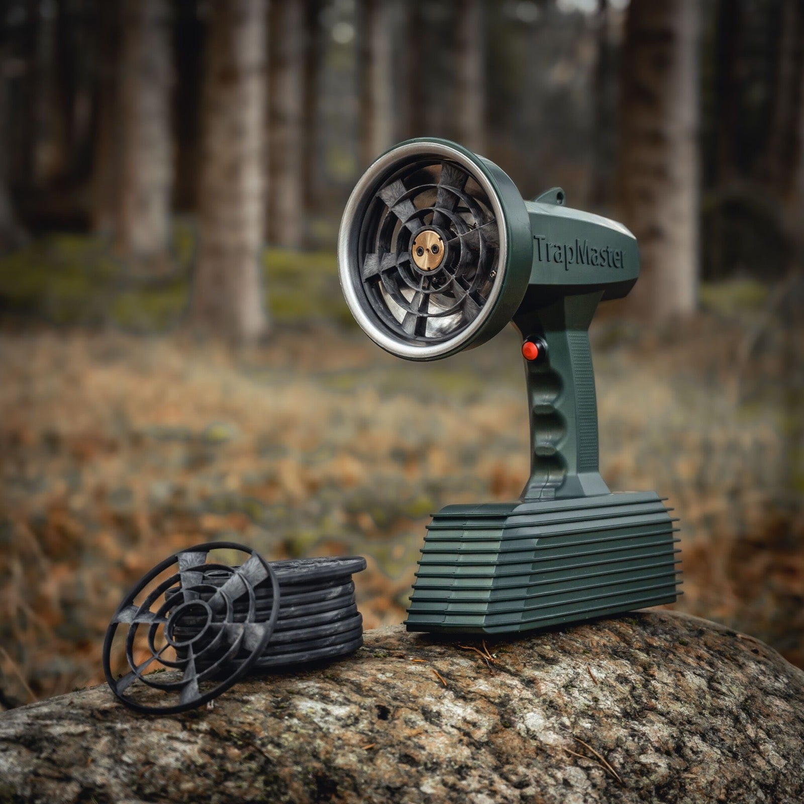 Portable TrapMaster launcher
