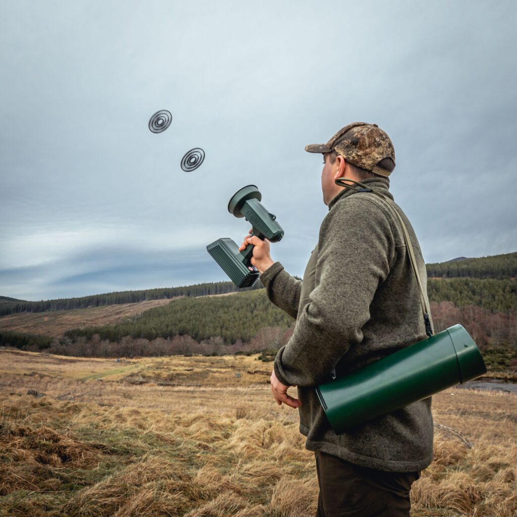 TrapMaster clay pigeon thrower